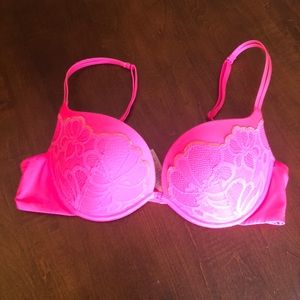 2/$20 VS Push Up Bra